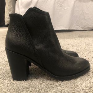 Dolce Vita Black Booties